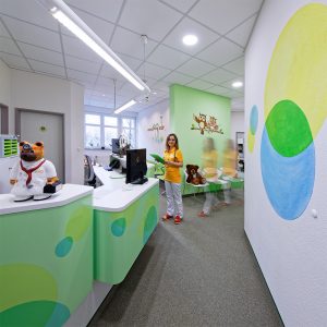 Kinderchirurgie Wittstock · Dr. med. Emine Varol-Mundt · Fachärztin für Kinderchirurgie